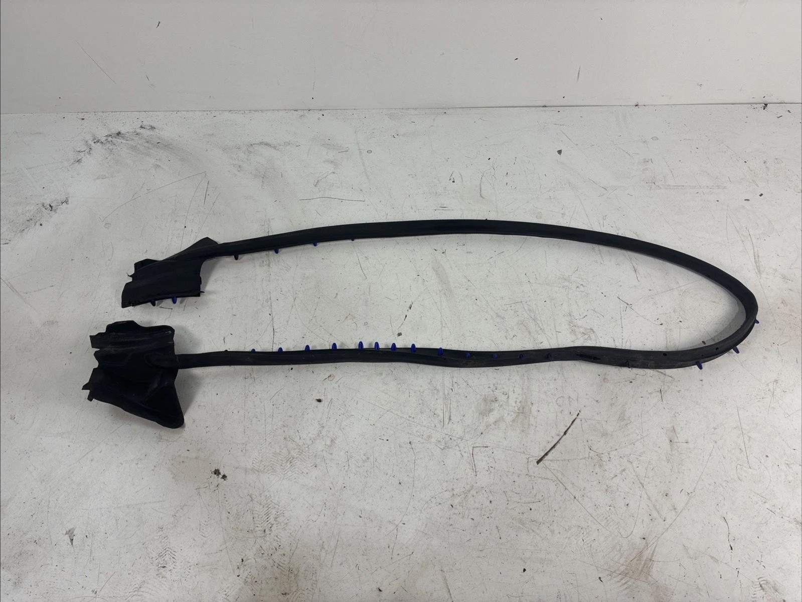 14-20 Maserati Ghibli M157 OEM REAR Left driver side door body seal weatherstrip