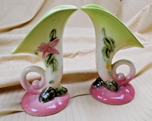 Vintage Hull Art Pottery Cornucopia pink green floral 5.5" Vases