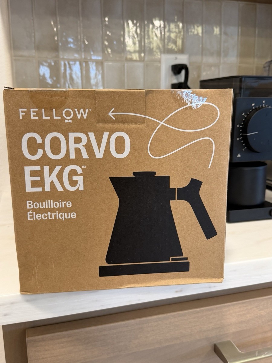 FELLOW フェロー Corvo EKG 温電気ケトル マットブラック 新古品 Fellow, Corvo EKG Pro Electric Kettle | Zola