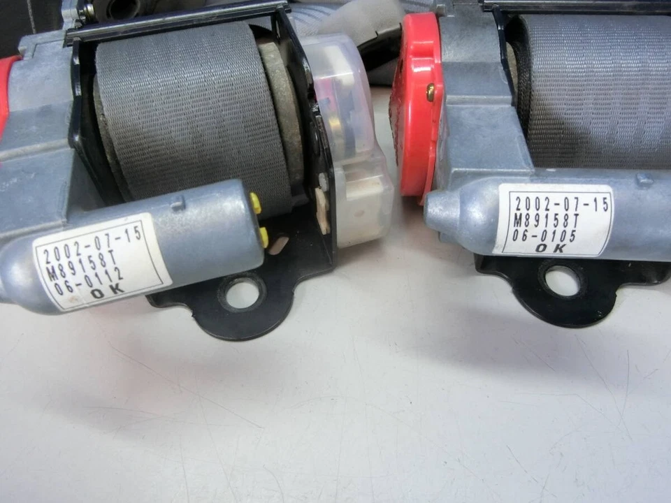 Juego de 2 cinturones de seguridad delanteros MITSUBISHI Town Box U63W JDM USADOS Foto 4 de 4