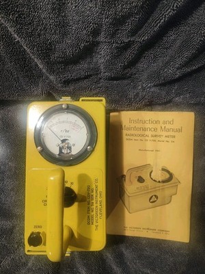 Victoreen Instrument CDV-720 Model 3 Radiological Survey Meter Nuclear Fallout