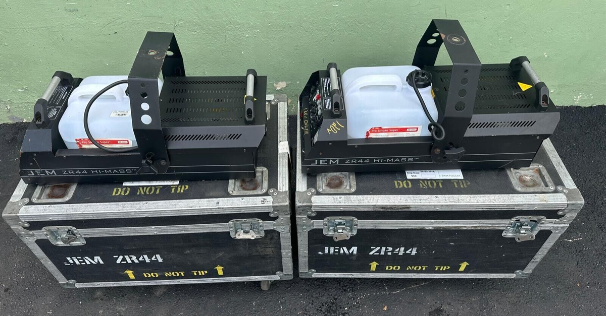 Martin JEM ZR44 Hi-Mass Fog Machine Water Based 120v #378 (ONE