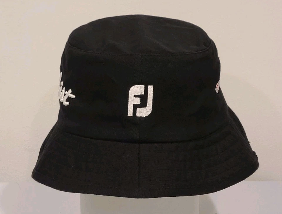 Sombrero Titleist Bucket Negro Blanco Talla Grande #1 Titleist EE. UU. Sombrero para sol de golf Foto 2 de 4