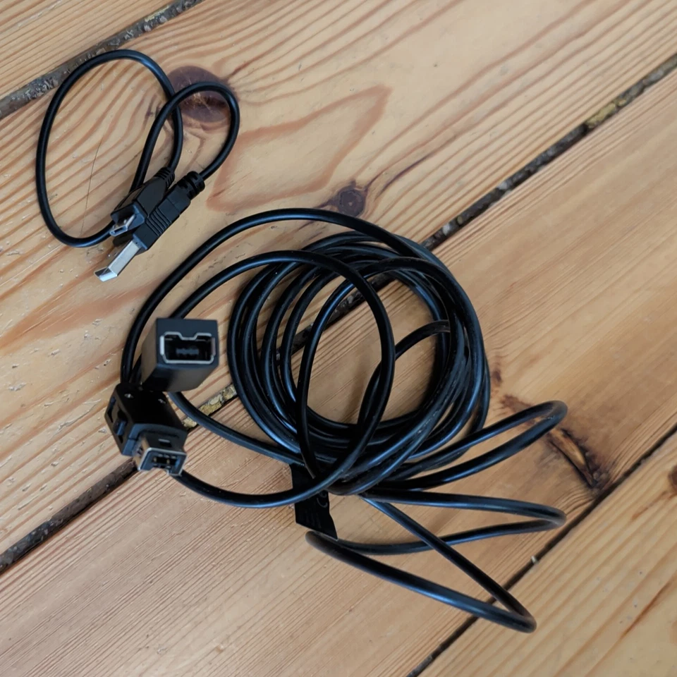 8Bitdo SFC30 Bluetooth Gamepad mit Adapter, quasi unbenutzt ohne Umverpackung - Bild 4 von 4