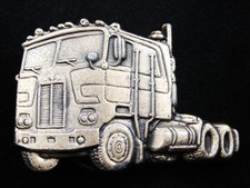 RH09106 NOS VINTAGE 1970s CUT-OUT  SEMI-TRUCK CAB  BRASSTONE BELT BUCKLE
