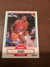 1990 Fleer Basketball Of Former Washington Bullet Harvey Grant Autograph Card