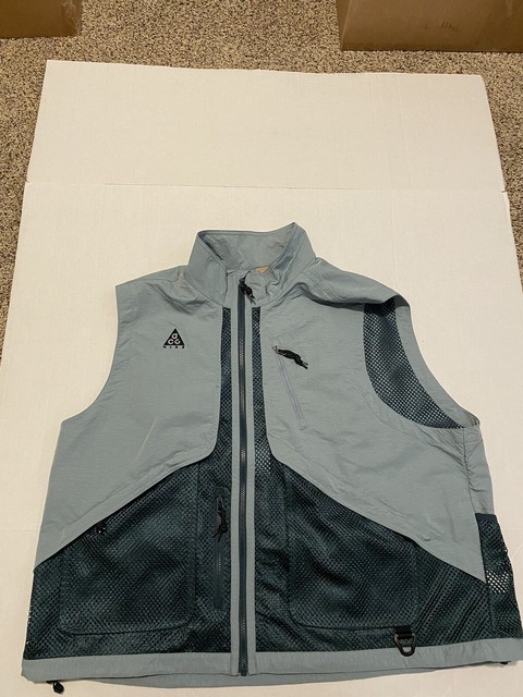 nikelab acg vest