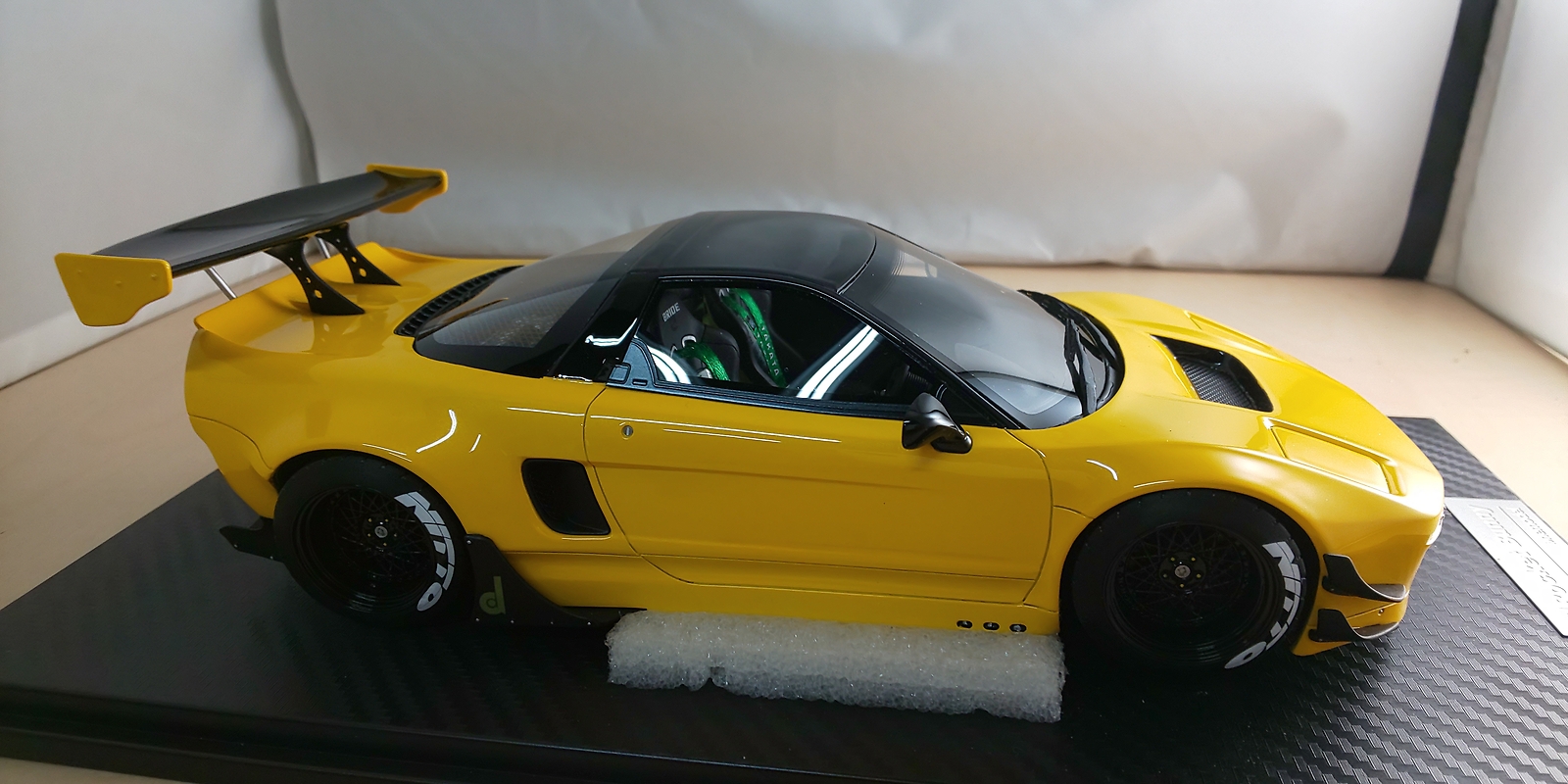 ONEMODEL 1/18 Honda NSX rocket bunny yellow finished product