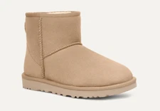 UGG - Women's Classic Mini II Boot