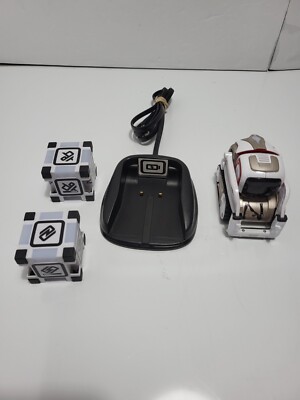 Anki Cozmo Robot 2 Cubes/Charger Bundle Tested For Power Won't Connect Needs Bat