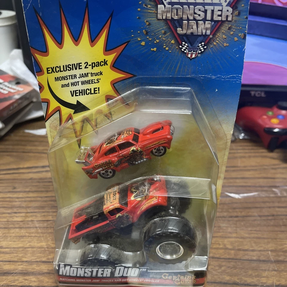 Funline 2003 escala 1:64 máquinas musculares • Dare Devil Monster Truck + The Other 2 Foto 4 de 4