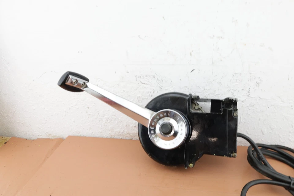 1976 Mercruiser 470 3.7L Glastron 177 AG Outboard OEM Engine Remote Control - Image 2 of 4