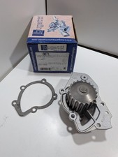 Pompe à eau Peugeot 405