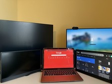 Team Gee Dual Portable Monitor   Barely used, excellent condition.