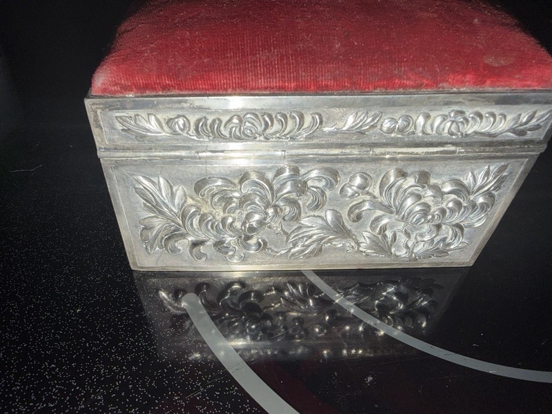 Chicheong  Export Silver Chinese Silver Pin Box