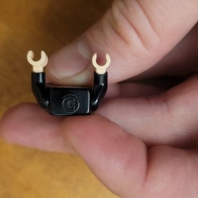 READ LEGO Batman vintag Minifigure The Penguin 7885 7783 Dark Purple Short Legs