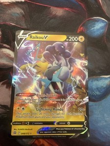 Raikou V Pokemon Card