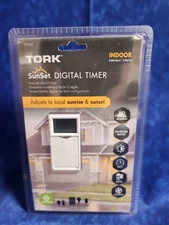 TORK Sunset Digital Timer Adjusts to Local Sunrise Sunset NEW RZ307