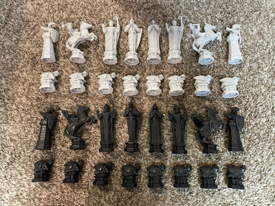 Harry Potter Chess Set Complete 32 Pieces NO BOARD - FREE SHIPPING !