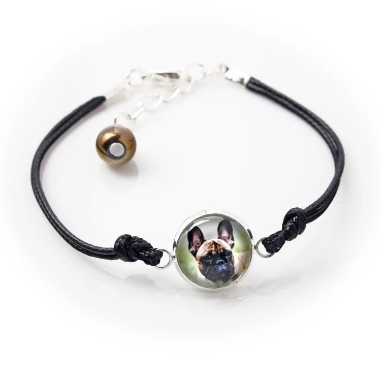 Französische Bulldogge. Armband für Hundeliebhaber. Foto-Schmuck. Handarbeit, AT