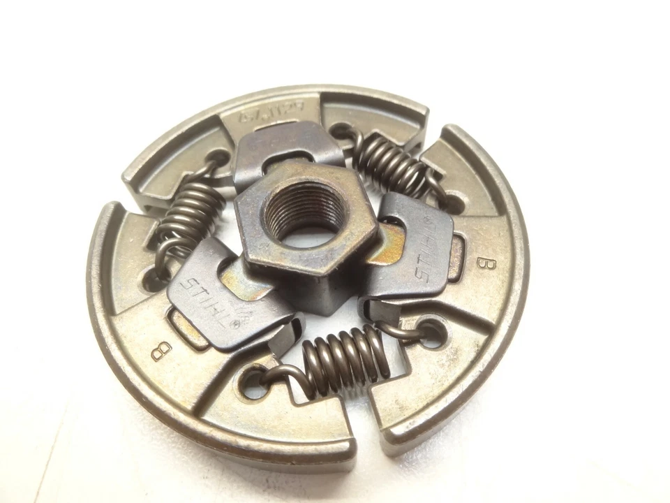 Nuevo Embrague OEM STIHL MS250 210 MS230 021 023 025 1123 160 2050 Foto 3 de 4