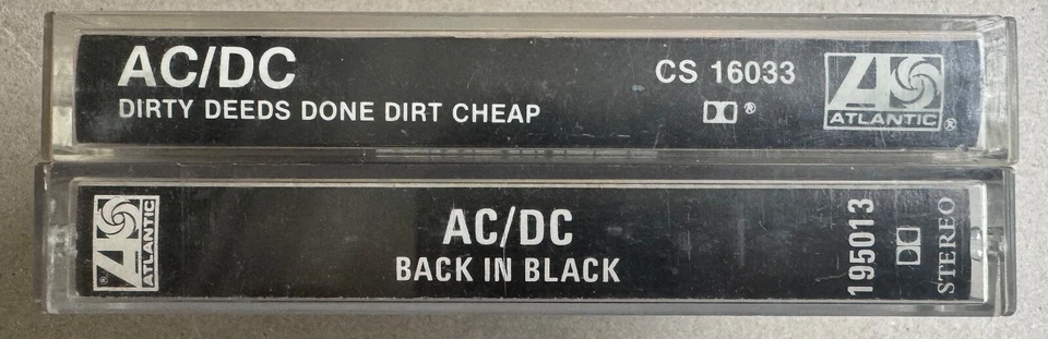 AC/DC - Cassette PAIR Back In Black (SPANISH-ENGLISH) + Dirty Deeds (USA) - Image 3 of 4