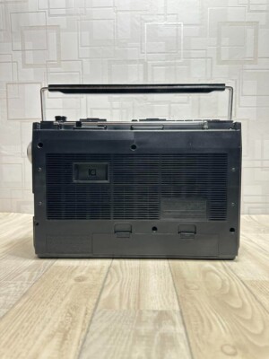 美品！動作品TRK-5240 ラジカセHITACHI/日立FM/SW/MWラジオ 美品！動作品TRK-5240 ラジカセHITACHI/日立FM/SW/MWラジオ HITACHI