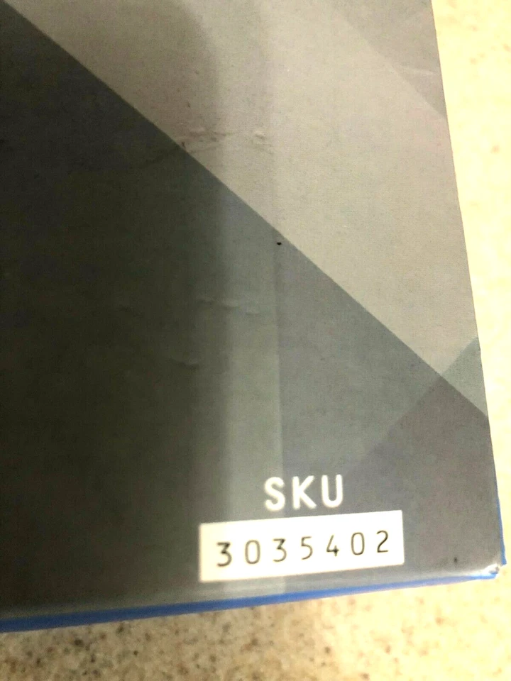 NEW 5-in-1 Charging Kit - Wireless Charger, Home & Car Chargers, 4ft Cable, Case - Image 3 of 4