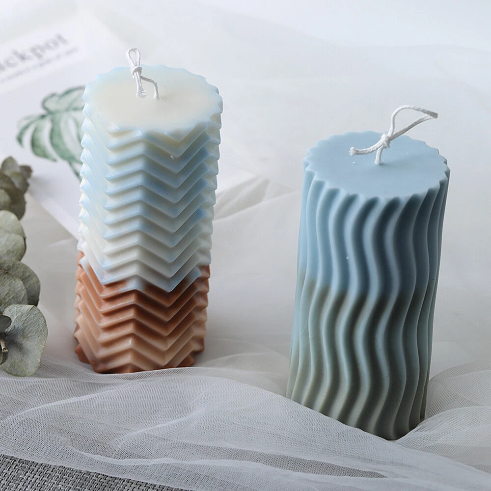 Wave Pattern Cylinder Shaped Silicone Candle Wax Mold Horizontal Fold  Pattern