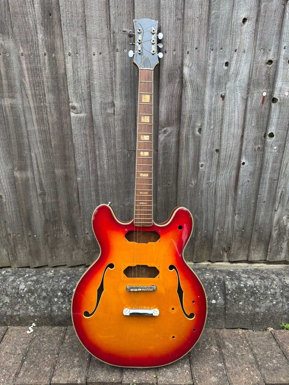 Vintage Commodore Guitar 1960s??70s Hollow Body Project Empty Shell