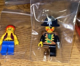 LEGO 6289 System Red Beard Runner Pirate Complete w Mini-figures & Manual NM