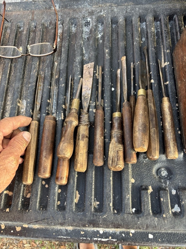 Vintage Addis Kit Carving Chisels Gouge Lot Of 24 Comes | eBay