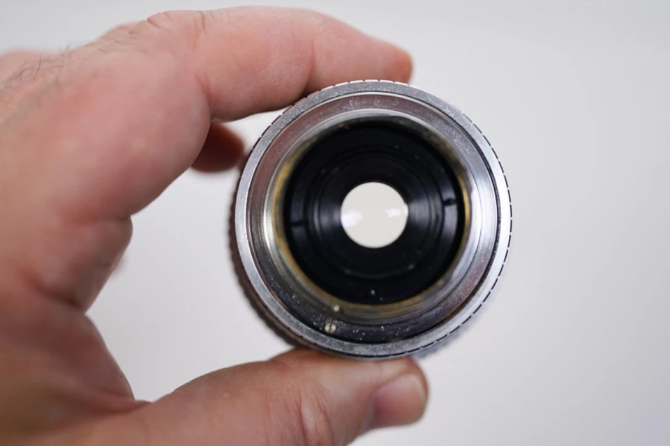 Angenieux Type R11 Retrofocus 28mm f3.5 Exakta mount full frame lens cased - Image 4 of 4