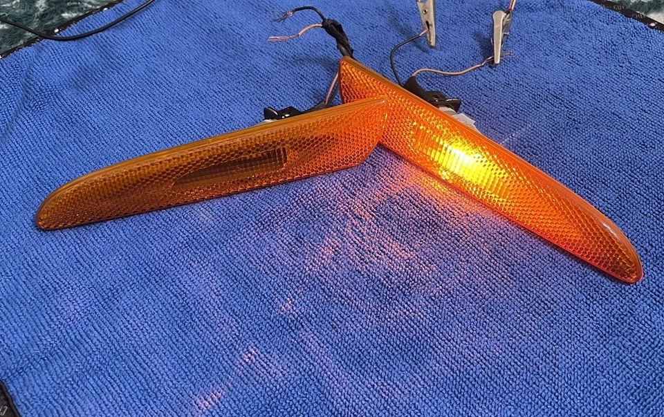 ¡Funcionando! Par de luces marcadoras laterales delanteras Jaguar X-Type 2002-2008 tipo X 02-08  Foto 3 de 4