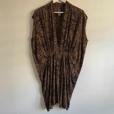 M A Dainty Sz 8 Womens Draped Dress Deep V Neck Gathered Waist Cap Bat Sleeve