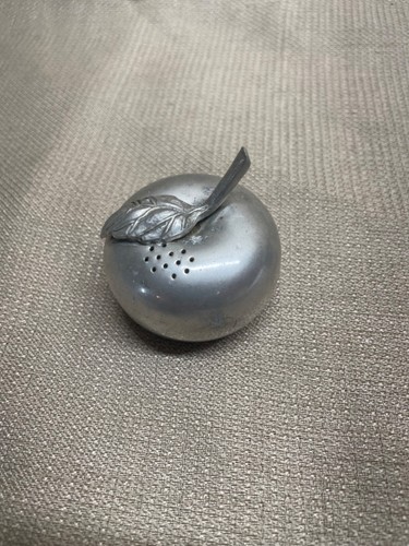 Pewter Salt and Pepper Shakers Apple and Pear Shapes Vintage - Picture 14 of 21