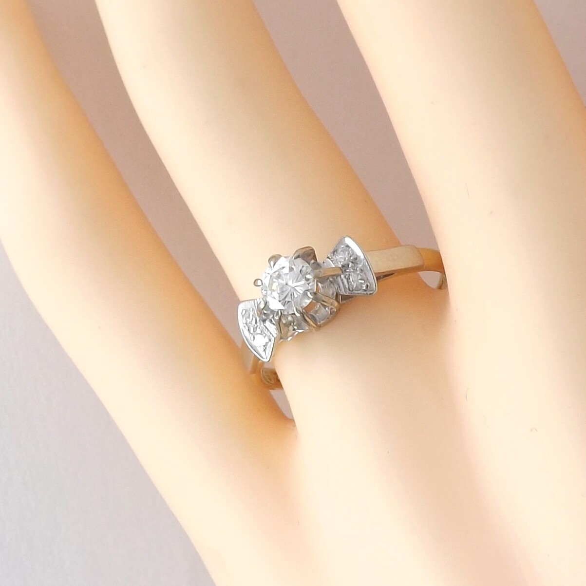 Art Deco 18K Gold Platinum Top Round Diamond Bow Tie Engagement Ring