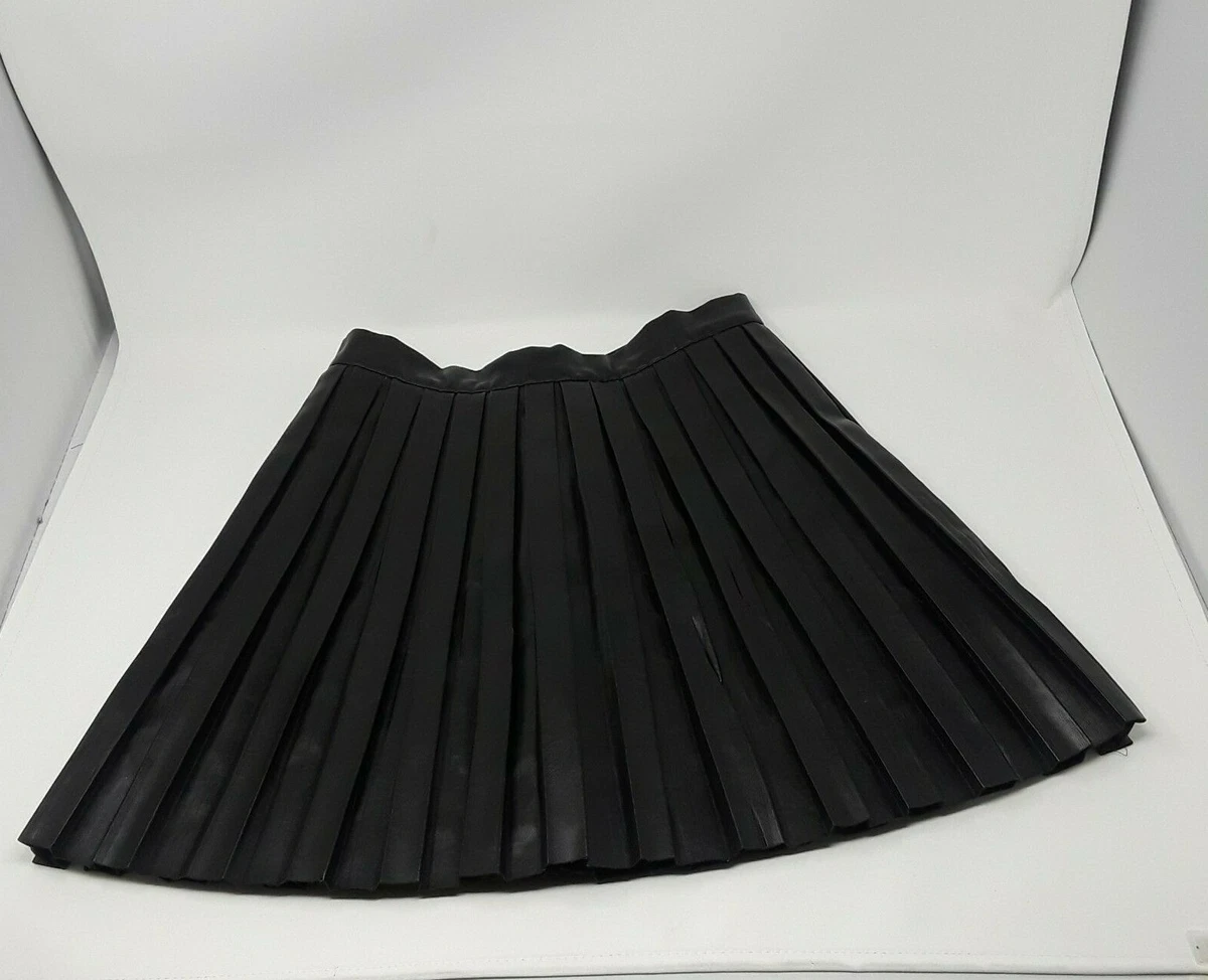 White faux leather skirt uk top
