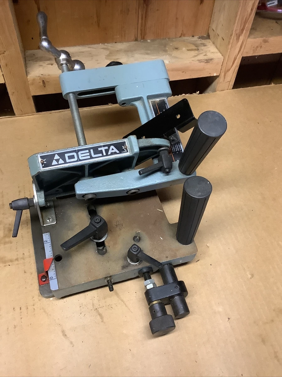 DELTA WOODWORKING TOOLS TENONING JIG for TABLE SAWS model 34 182