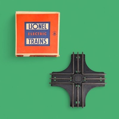 Lionel Trains No. 020 O-Gauge 90 Degree Track Crossing Original Box