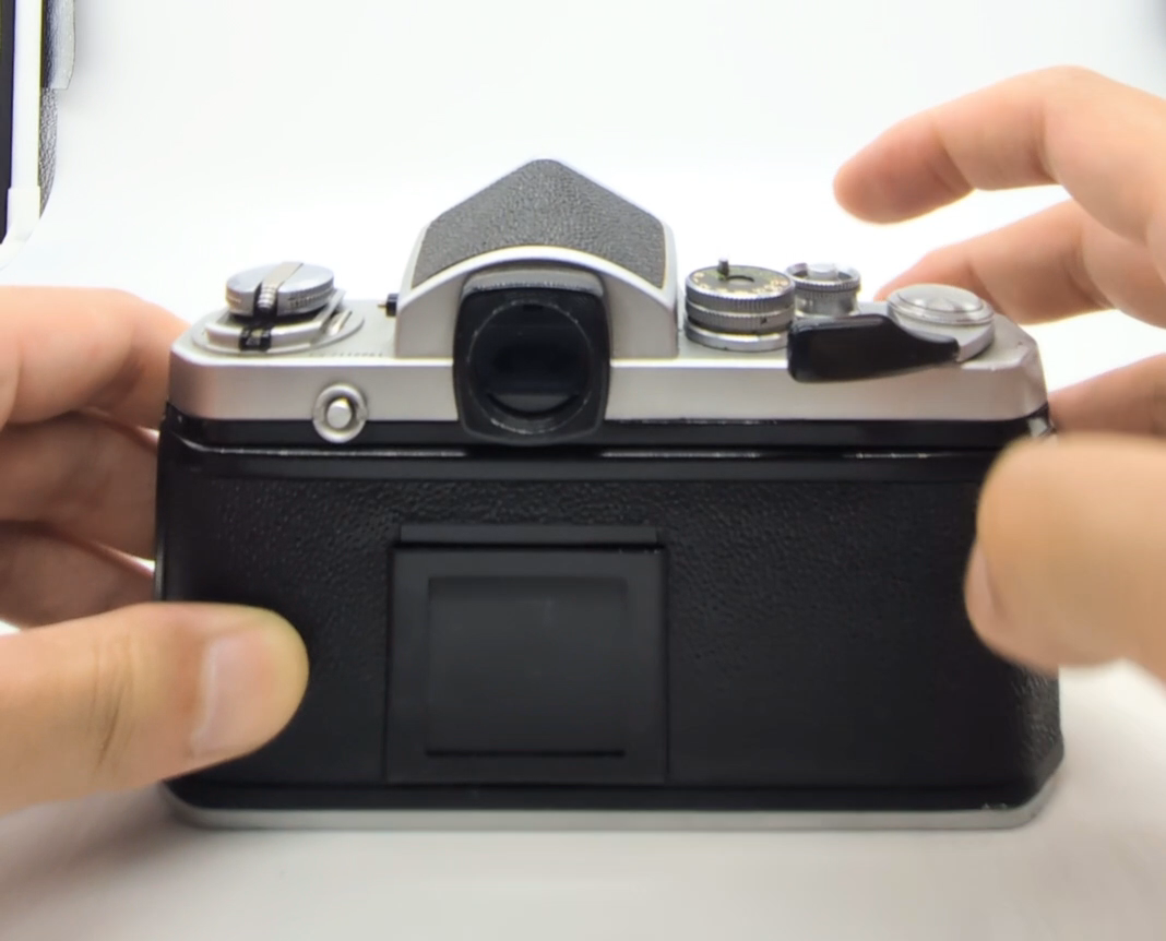 フィルムカメラ Nikon F2 Eye Level Silver L0254 Video*[N MINT] Nikon F2 Eye Level Silver 35mm SLR Film Camera Body