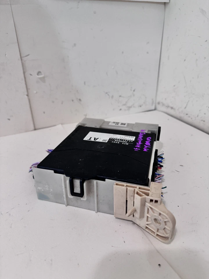 2015 TOYOTA HIGHLANDER MPX BODY CONTROL UNIT OEM 89221-OE220 — 第 4/4 张图片