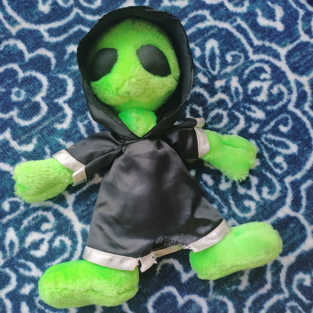 Vintage Nanco Believe the Alien Green Spaceman with Black Hood 17