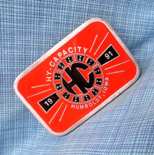 HY Capacity Promo Belt Buckle Tractors Humboldt Iowa Vtg 1991 L E CD Hit .SHY062