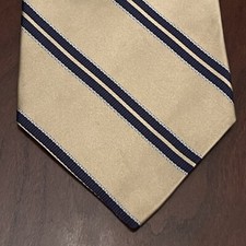 Vintage Tommy Hilfiger Gold Blue 100 Imported Silk Men  s Neck Tie Made In USA