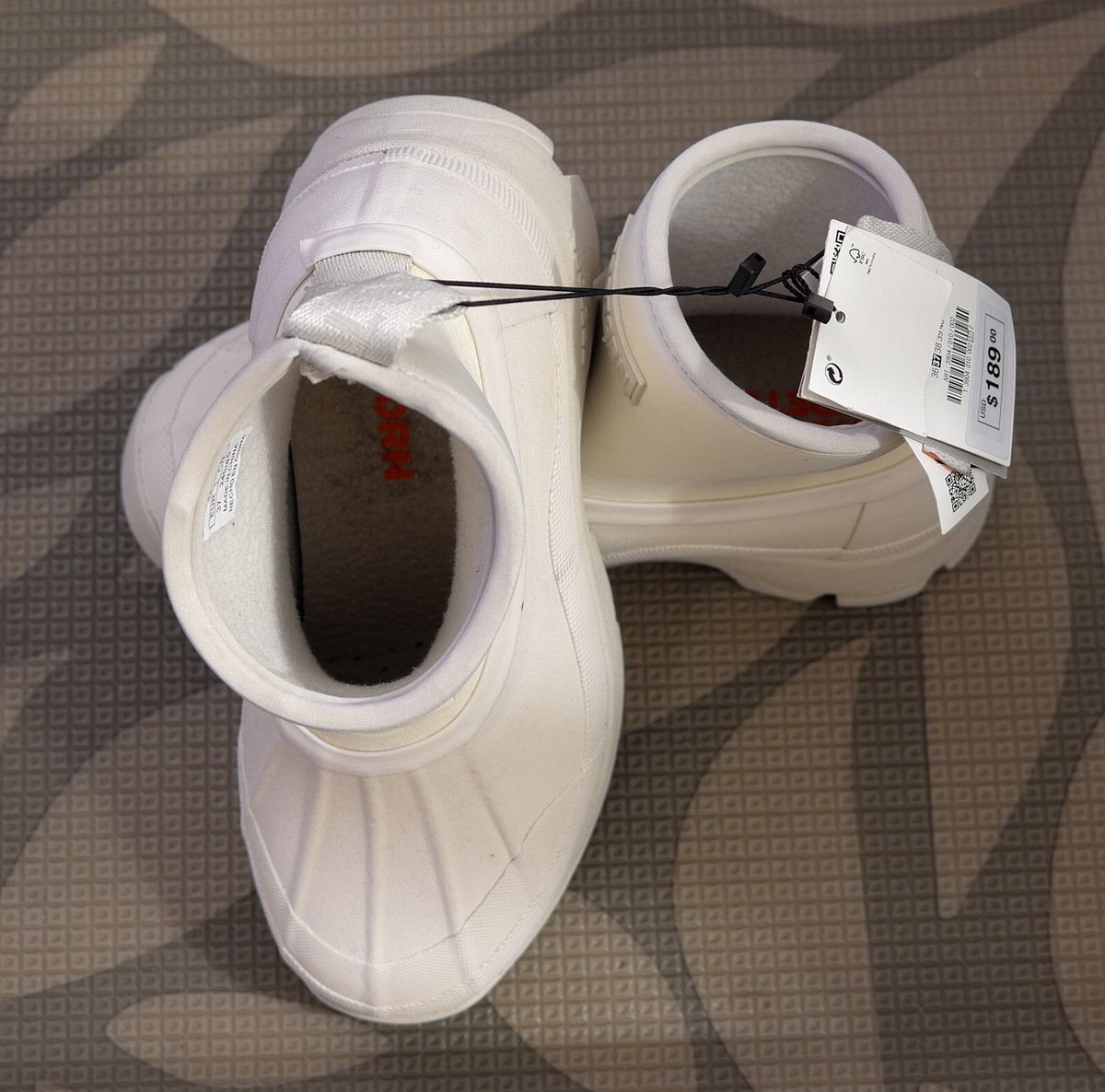 未使用　ZARA ×TRETORN  FLAT RAIN BOOTS New With Tags X ZARA TRETORN Flat Rain Ankle Boots White