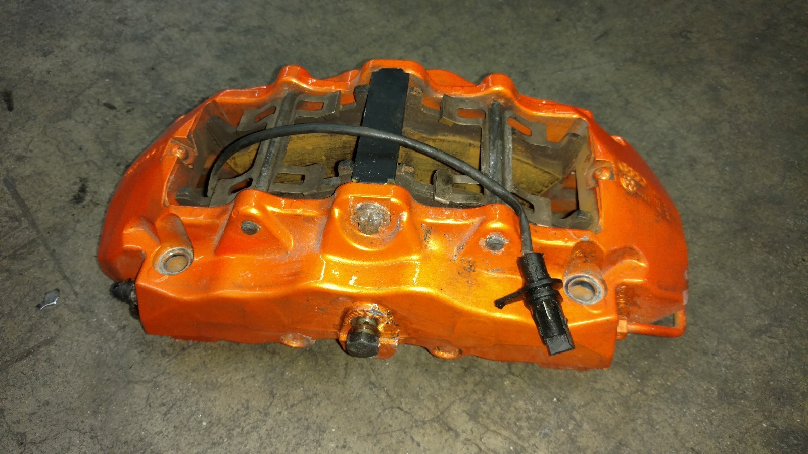 LAMBORGHINI MURCIELAGO LP640 FRONT RIGHT BRAKE CALIPER OEM 410615106AB