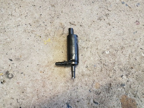 BMW 1er F20 F21 3er F30 F31 Waschpumpe Scheinwerferwaschanlage 7217792