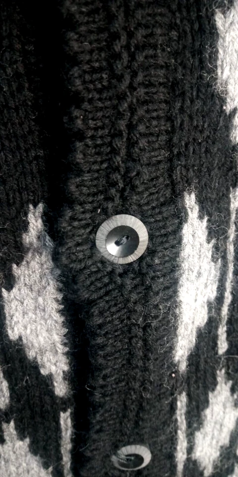 Cárdigan Suéter Para Hombre Vintage Hecho a Mano S M Manga Larga Negro Gris Diamante Foto 3 de 4