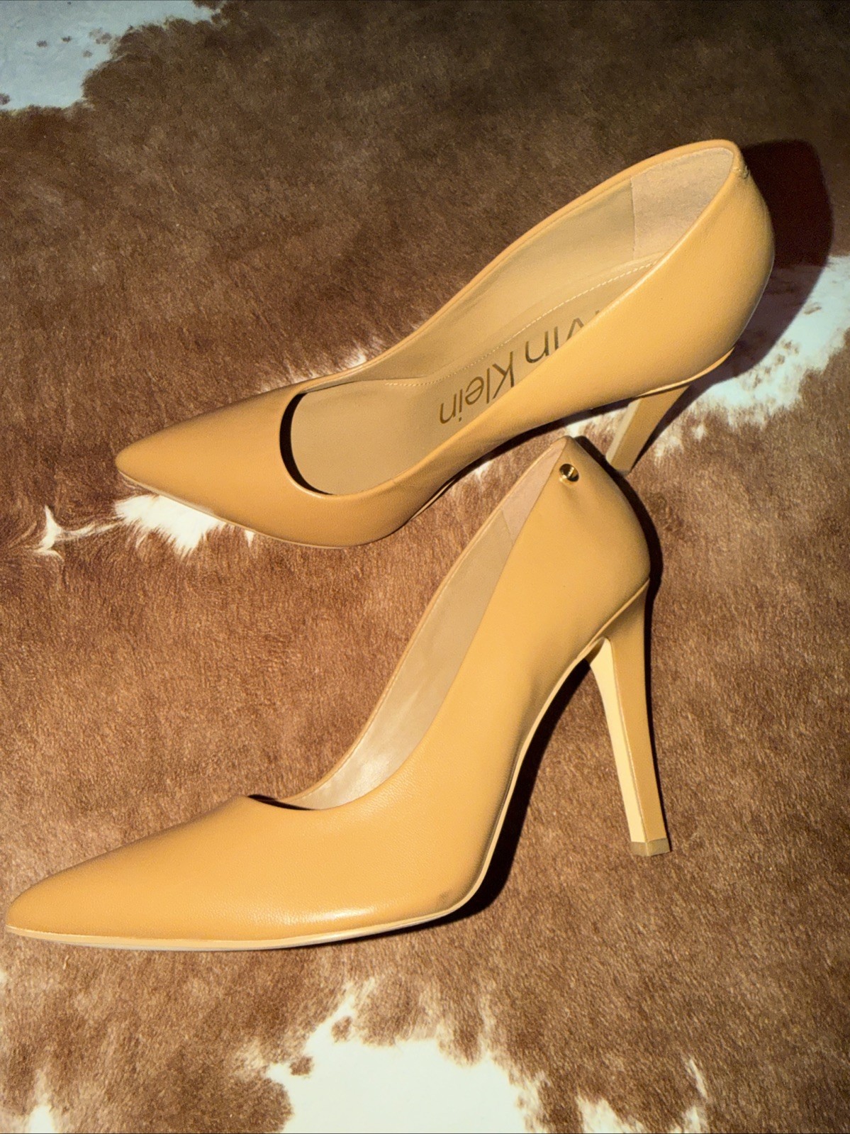 Women’s Calvin Klein Brady Caramel 260 Stiletto Heels Brown Leather size 10!  thumbnail 4